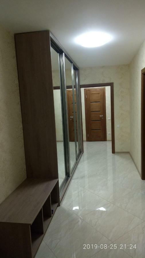 Apartment просторные бариса гмыри 14б Kyiv